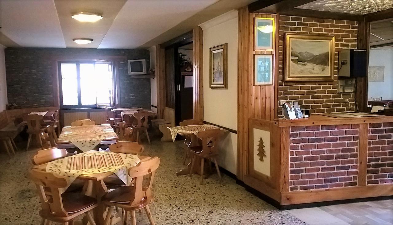 Hotel Villa Cary Sauze D'Oulx Exterior foto